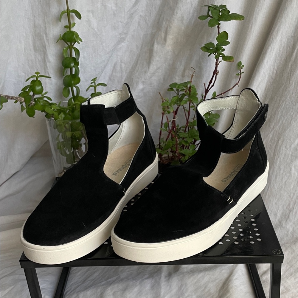 Sandro Moscoloni Black and White Women's Sneakers